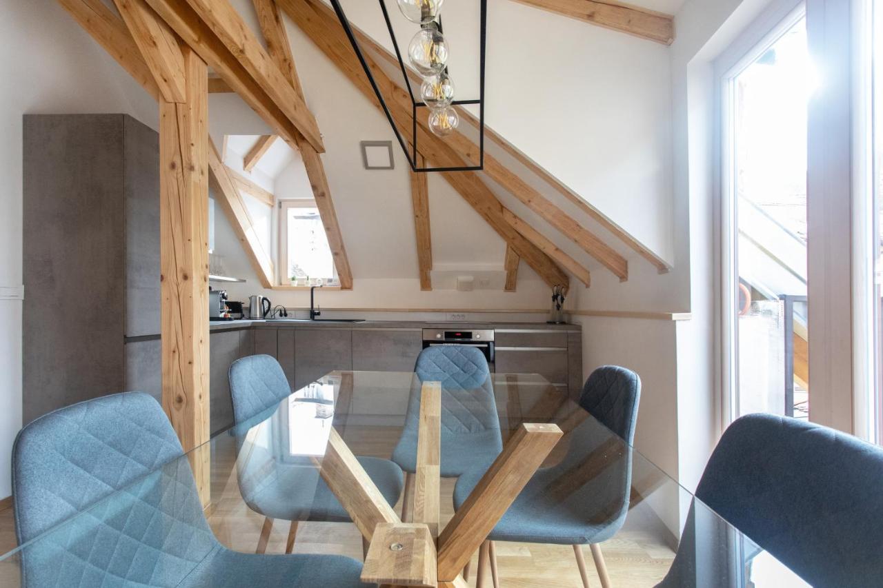 Bright & Spacious Loft In The Heart Of Old Town Lubiana Esterno foto